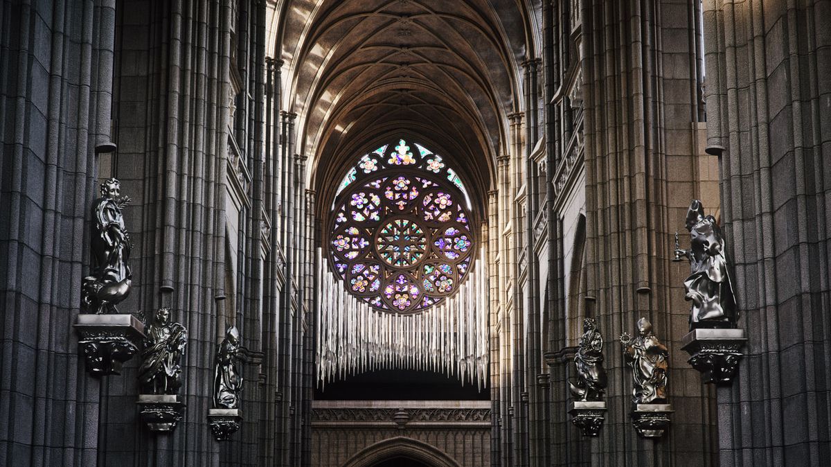 Překvapení na Dukově pohřbu a jeho splněný sen. Chrám prostoupí unikátní tóny